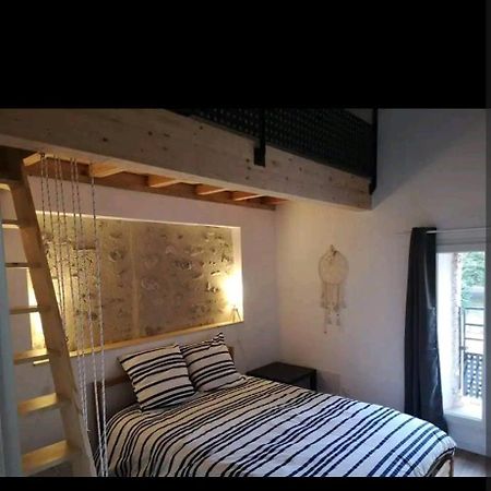 プラード Duplex Refait A Neuf Dans Vieille Batisseヴィラ エクステリア 写真